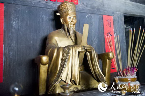 
     

     
W(xu)ʿFļҽ̼L(fng)
         ꣬Ԫݞ鸮u(y)Ϟ顰顱r(sh)Ľ̶ʢW(xu)߲ˣNǶͨu(y)Aɻ(1466)Ѧh(yun)ߪڑЕ(sh)ߪζʷFߪݺ֌W(xu)ʿһ֮(ni)(dng)r(sh)(dng)r(sh)u(png)hٺҊ(jin)r(sh)ՓQ˞顰¹ʢ¡ϱu(y)顰IuҵFңԝ(j)
    KһM(jn)ʿ62ˣe_(d)594ˡF嶡Ѧh(yun)һW(xu)ӣĻpc(qun)áF䛡u(png)ɼ֮(yn)W(xu)֮֮SδߡĎ(k)ȫ(sh)䛭?c)^(gu)12N(Ŀ)оFġW(xu)xa(b)5N