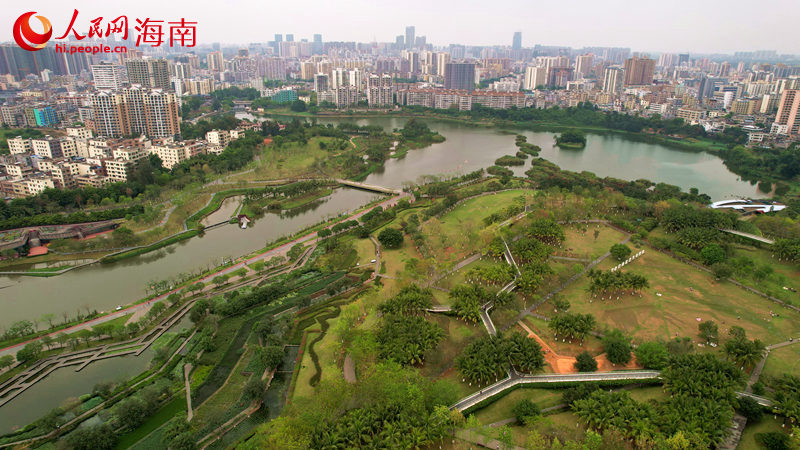 美舍河鳳翔濕地公園。 人民網 孟凡盛攝