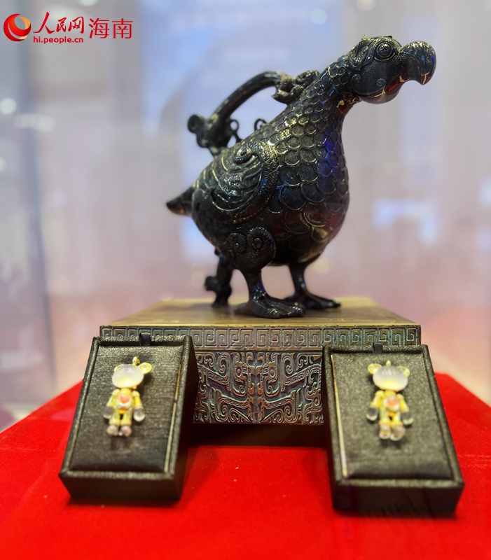 文物展品。人民網 蔣成柳攝