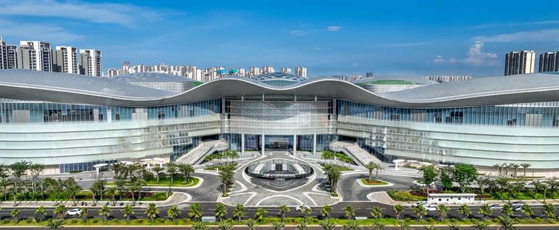 造型別致的cdf海口國際免稅城。中國旅游集團供圖