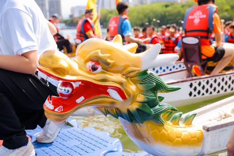 龍舟賽場外盡顯“體育+”魅力。主辦方供圖