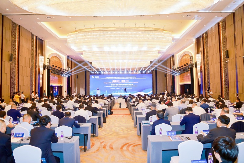 仲裁制度創(chuàng)新研討會(huì)暨海南國際仲裁院第二屆理事會(huì)理事聘任儀式在海口舉行。 主辦方供圖