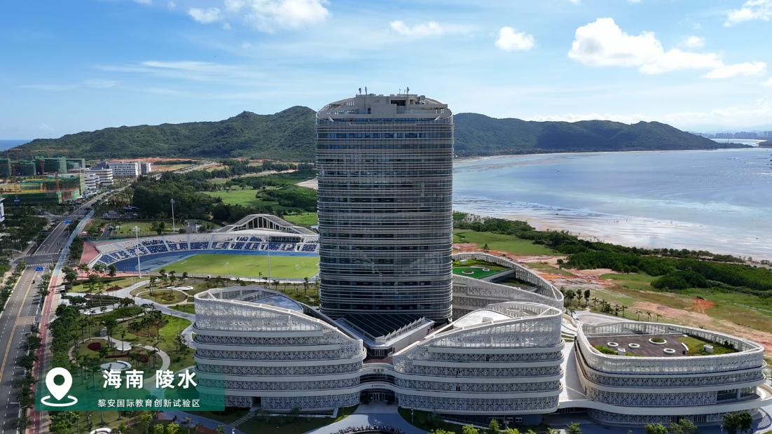 行進中國｜民族特色搭橋梁 這個圖書館不一般