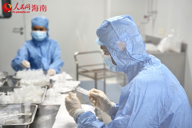行進中國｜這群“海歸”5年打造了一個“小巨人”