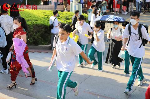 乘風破浪！海南6萬余學子今日赴考